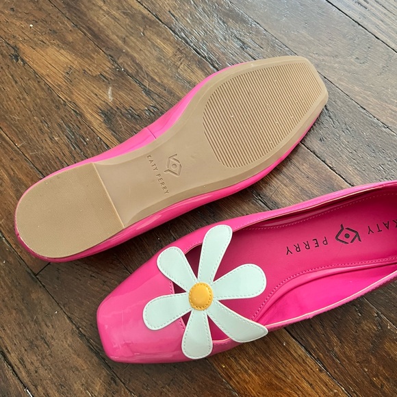 NWOB 🏷️ Katy Perry Evie Daisy Flats - Picture 5 of 6